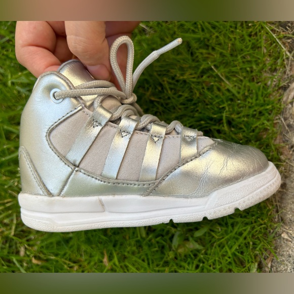 Nike Air Jordan Jordan Max Aura SE Toddler “Silver” Size 7c - Picture 5 of 10